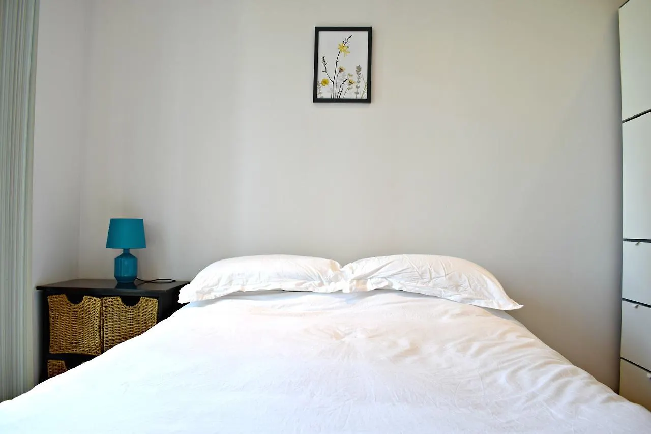 Modern 2 Bedroom Apartment Next To Olympic Park London United Kingdom